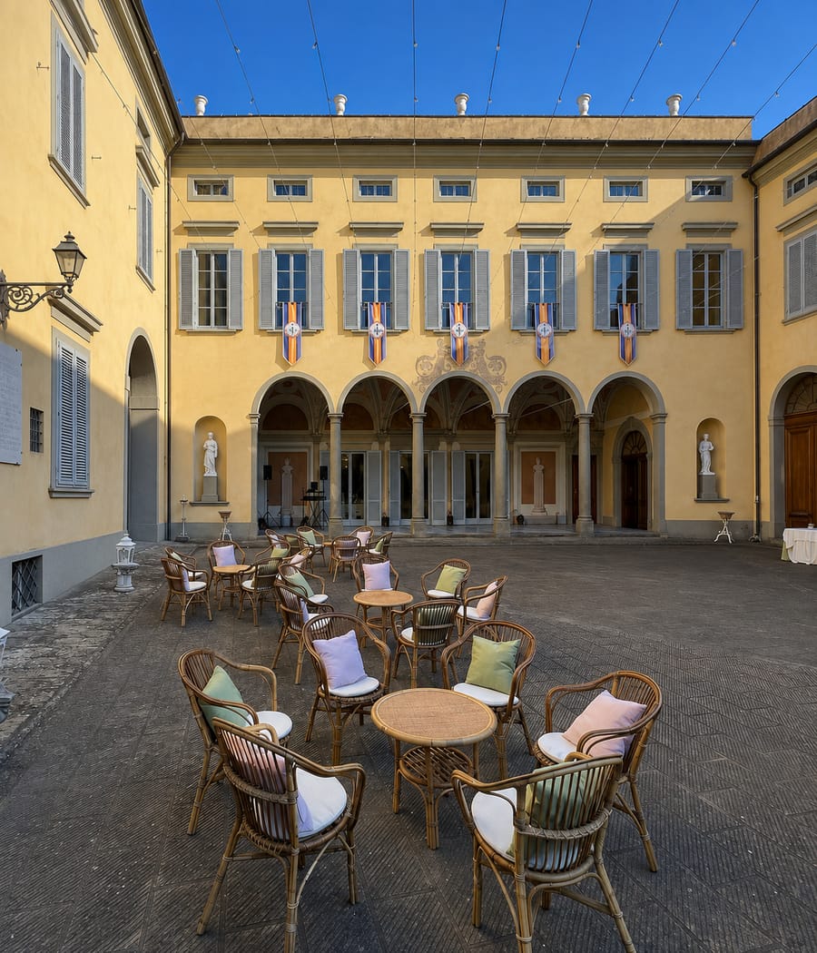 I tavoli sotto la loggia